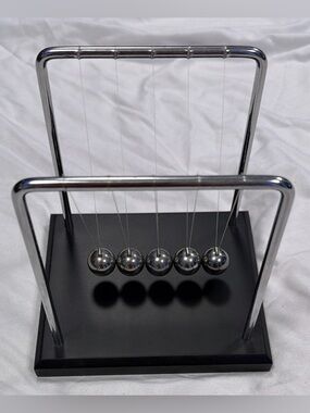 Cradle Balance Balls - Science Physics Gadget